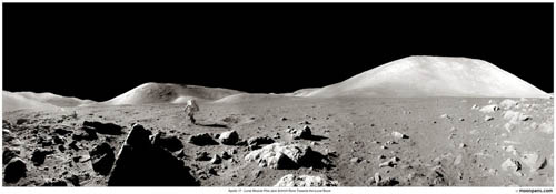 apollo 17 panorama photo