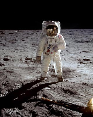 16x20 inch Apollo 11 Aldrin Visor Shot