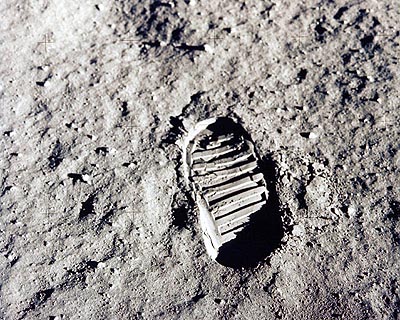 16x20 inch Apollo 11 Bootprint