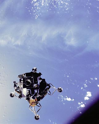 apollo 9 lm earth photo