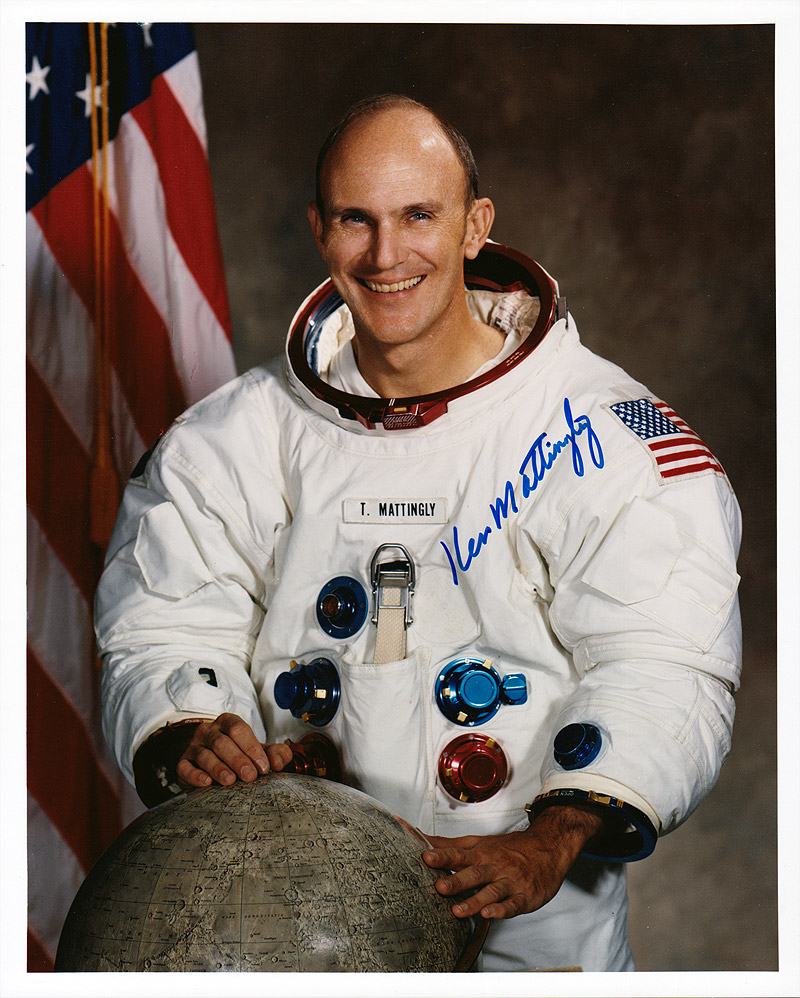 Ken Mattingly Autographs Signed Photos